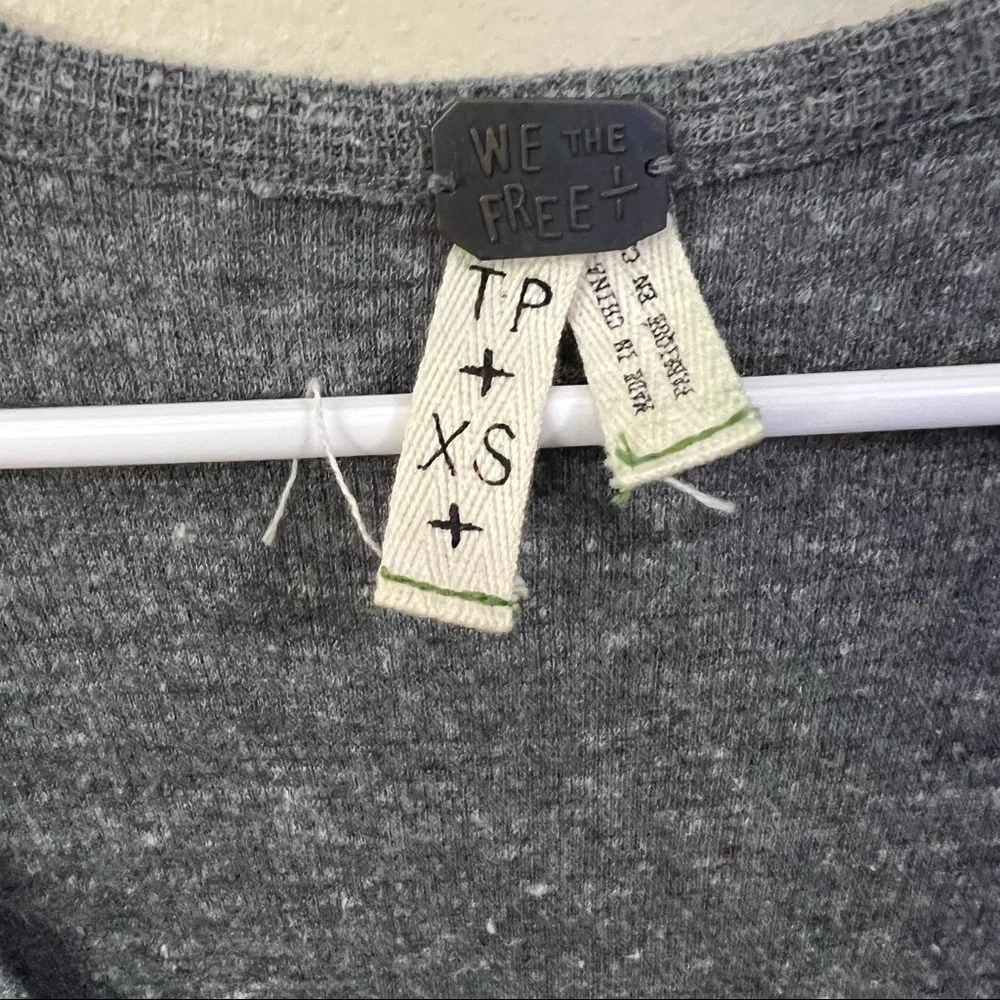 Free people deep neckline longline tunic long sleeve shirt Gray Size XS